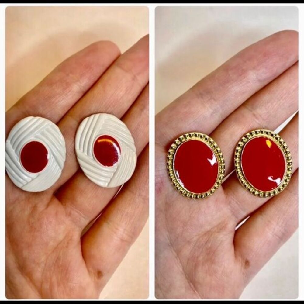 Vintage Red Alert Earring Set‎